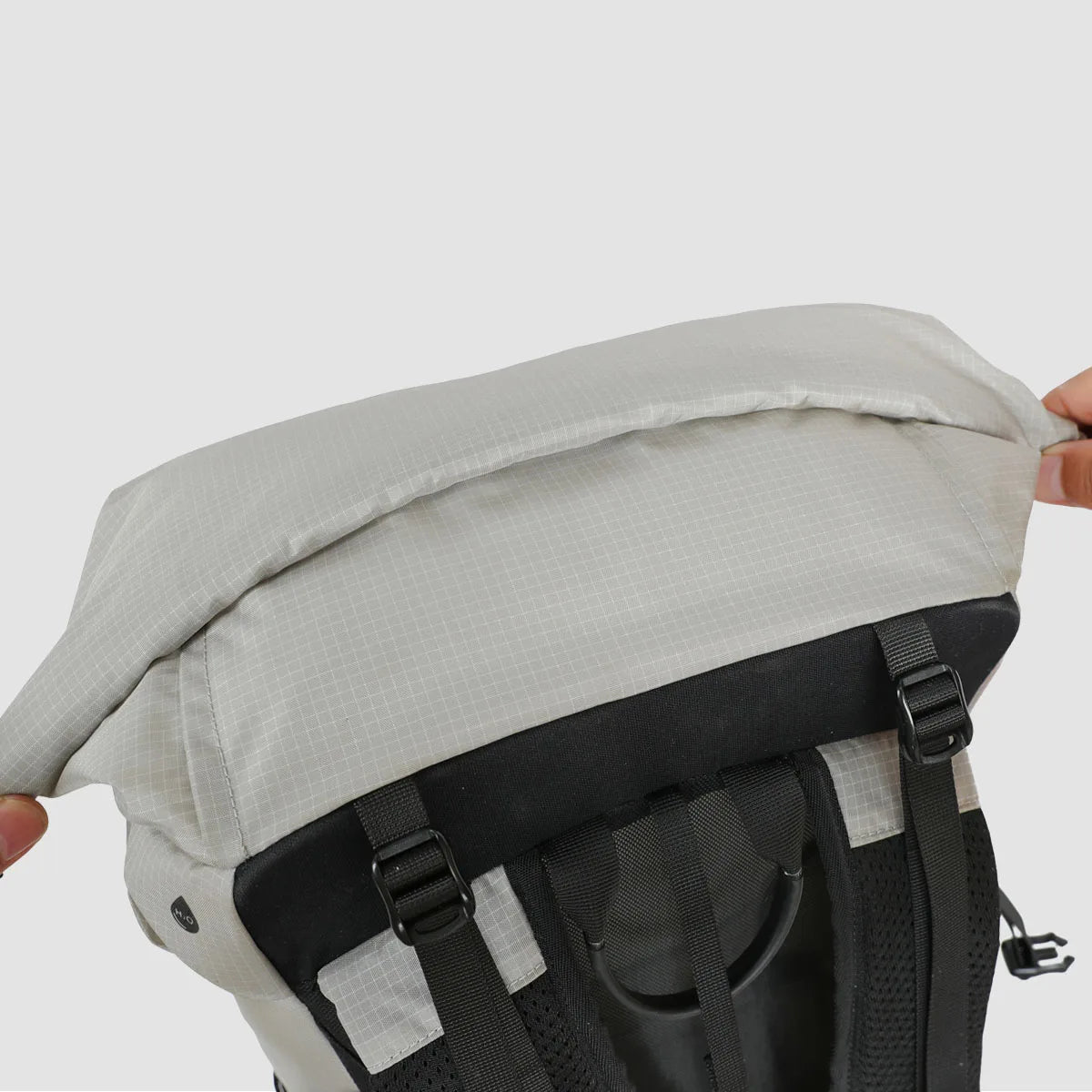 Trekking Backpack - Lichtgewicht Outdoor Rugzak met Verstelbaar Draagsysteem & Slimme Opbergruimte